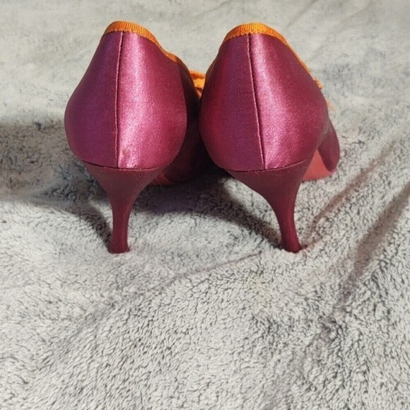 Elegant Pink and Orange Heels - Picture 7 of 11